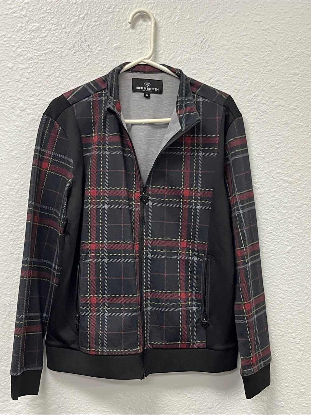 Rich and Rotten Plaid Jacket - Black and Red
-#1164
